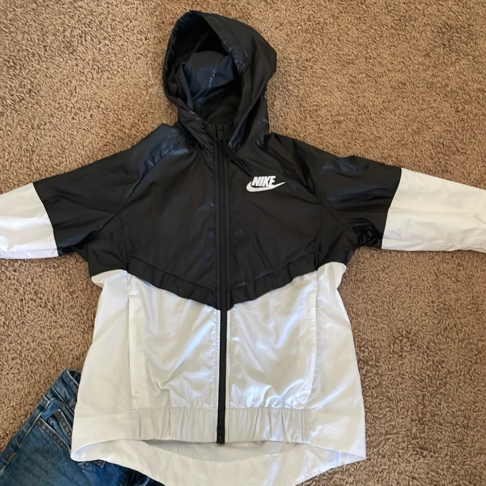 Lightweight jacket